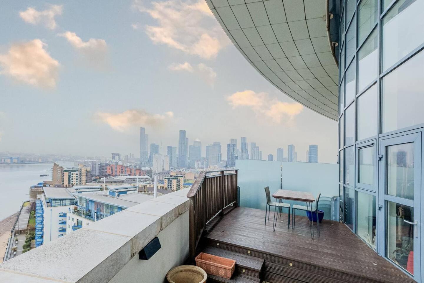 London Canary Wharf Riverside Penthouse Apartment 외부 사진