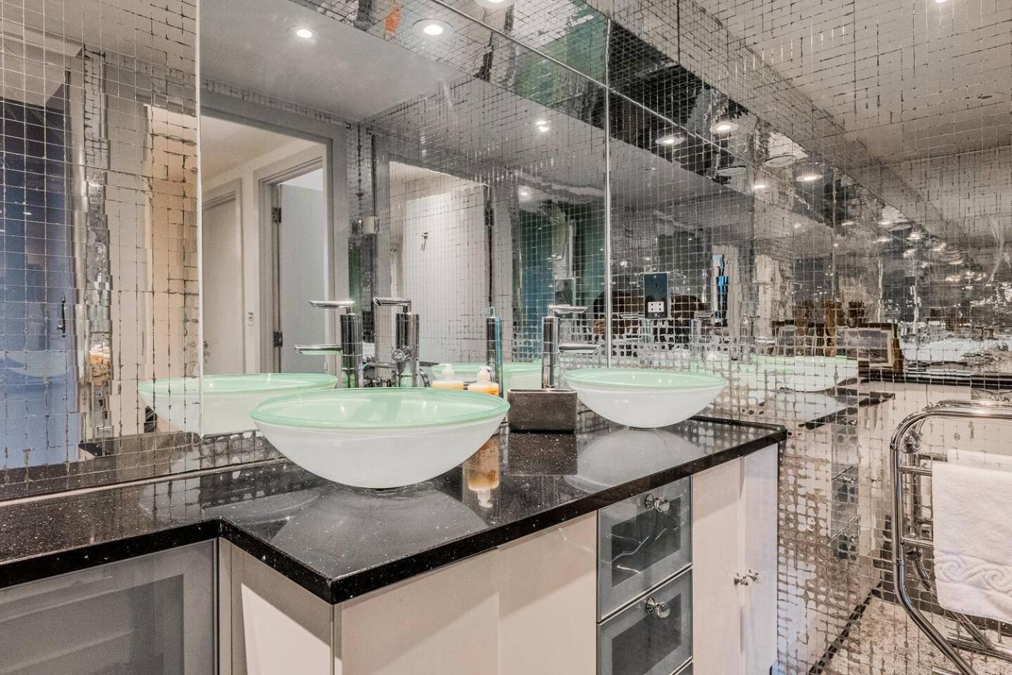 London Canary Wharf Riverside Penthouse Apartment 외부 사진